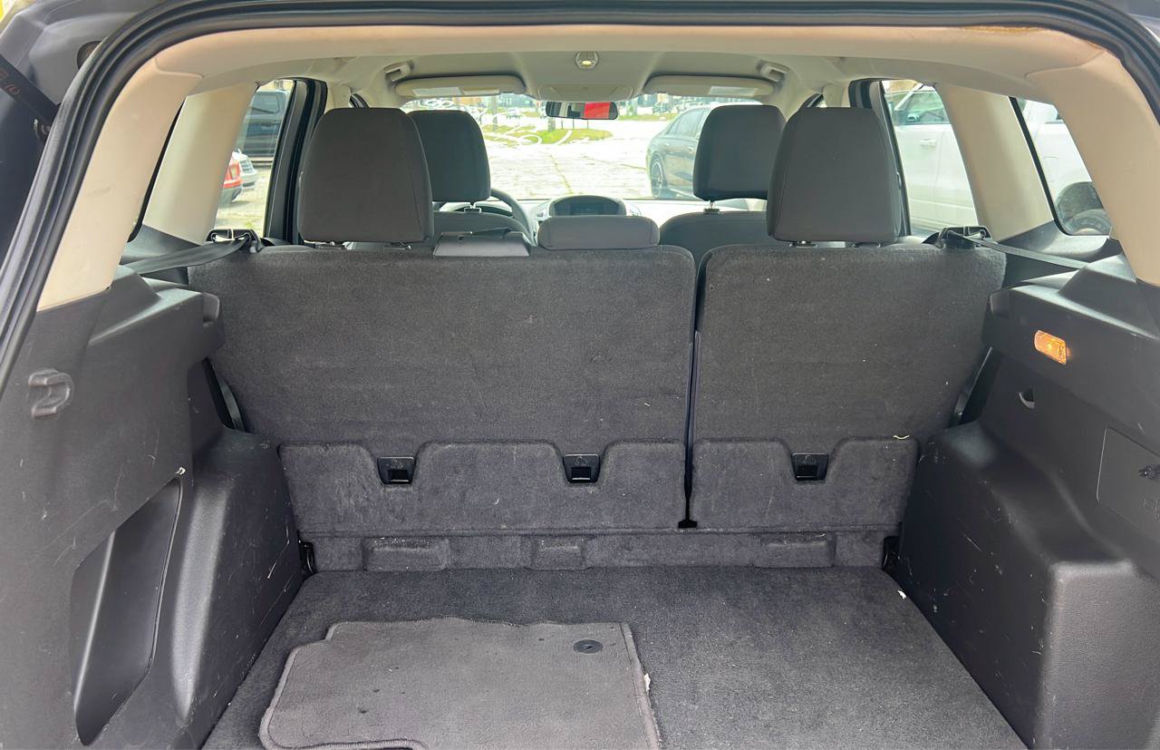 Used 2013 Ford Escape S FWD image 18