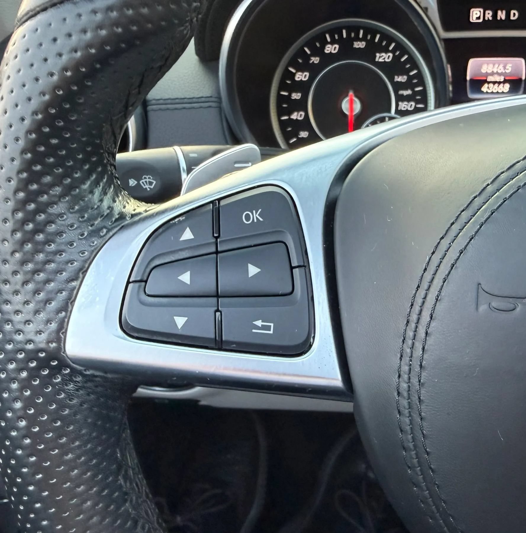 Used 2017 Mercedes-Benz SL 450 image 33