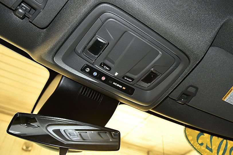 Used 2023 Chevrolet Silverado 1500 LT AWD/4WD image 26