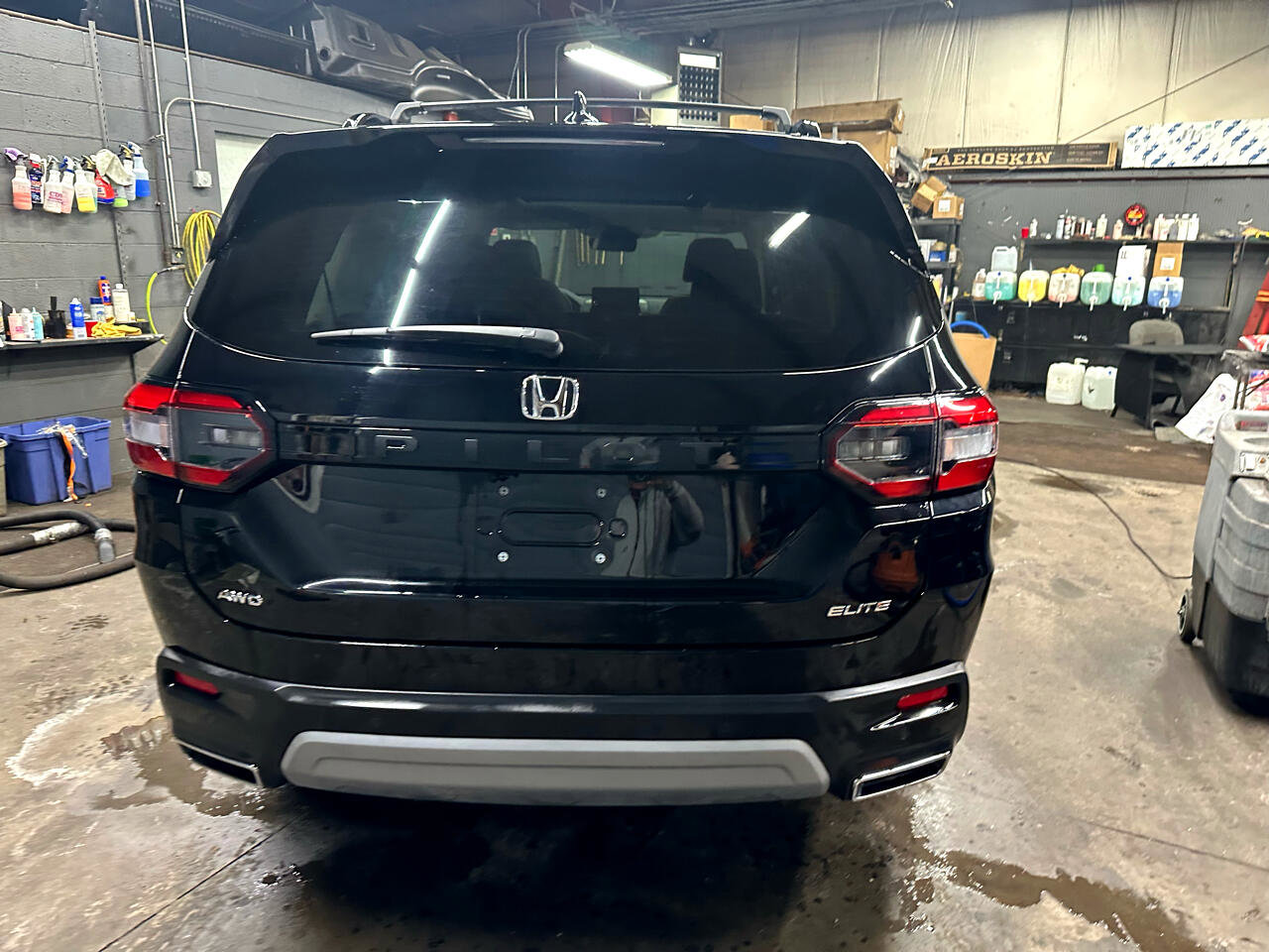 Used 2025 Honda Pilot Elite image 6