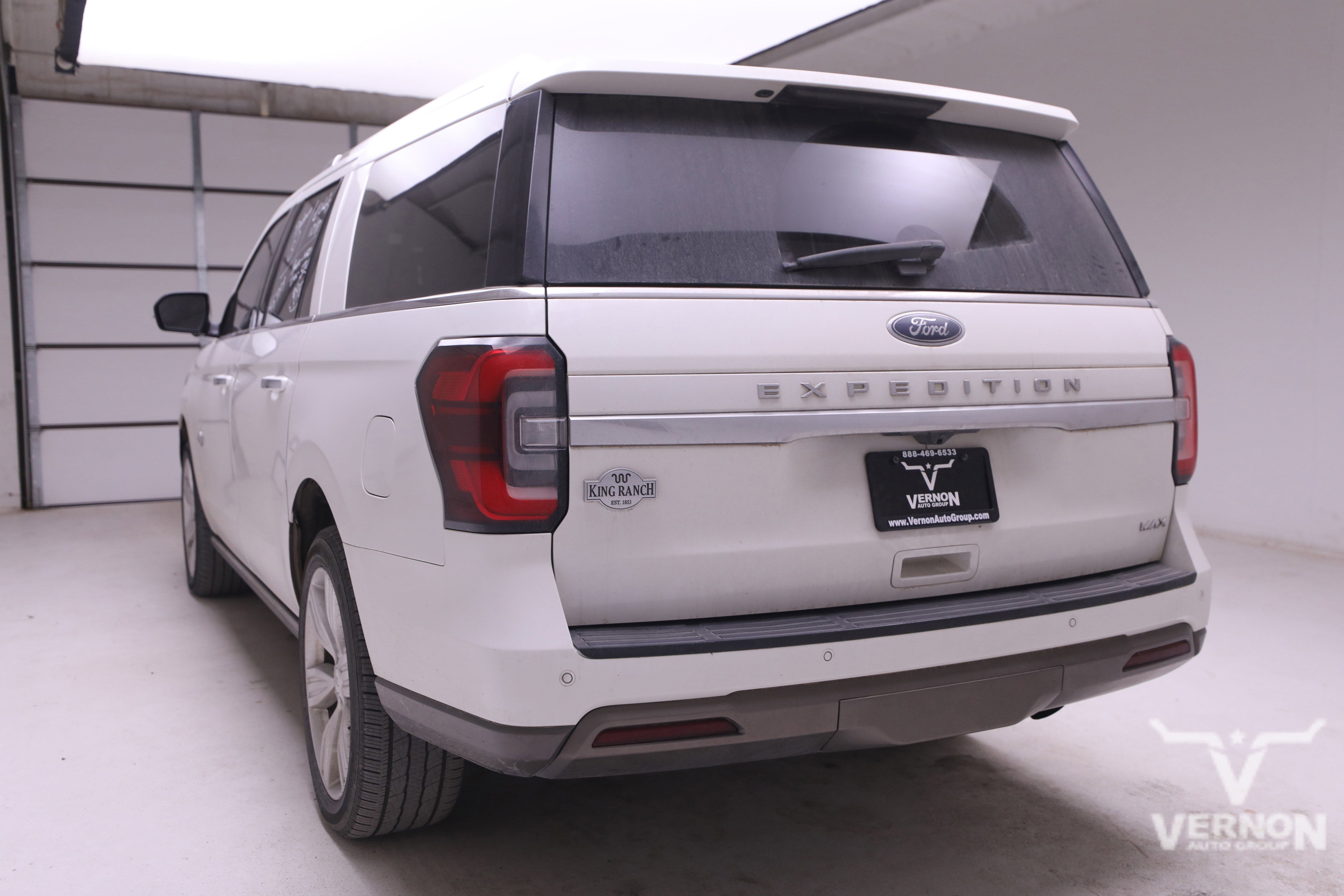 Used 2022 Ford Expedition Max King Ranch image 2