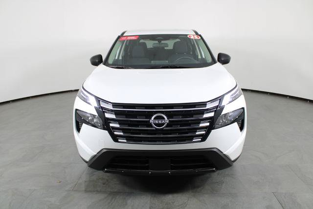 Certified 2025 Nissan Rogue S FWD image 13