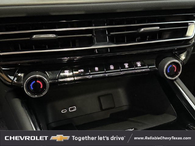 Used 2026 Chevrolet Traverse LT w/ Driver Confidence Package FWD image 20
