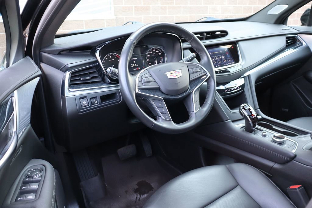 Used 2024 Cadillac XT5 Premium Luxury w/ LPO, Floor Liner Package AWD/4WD image 14