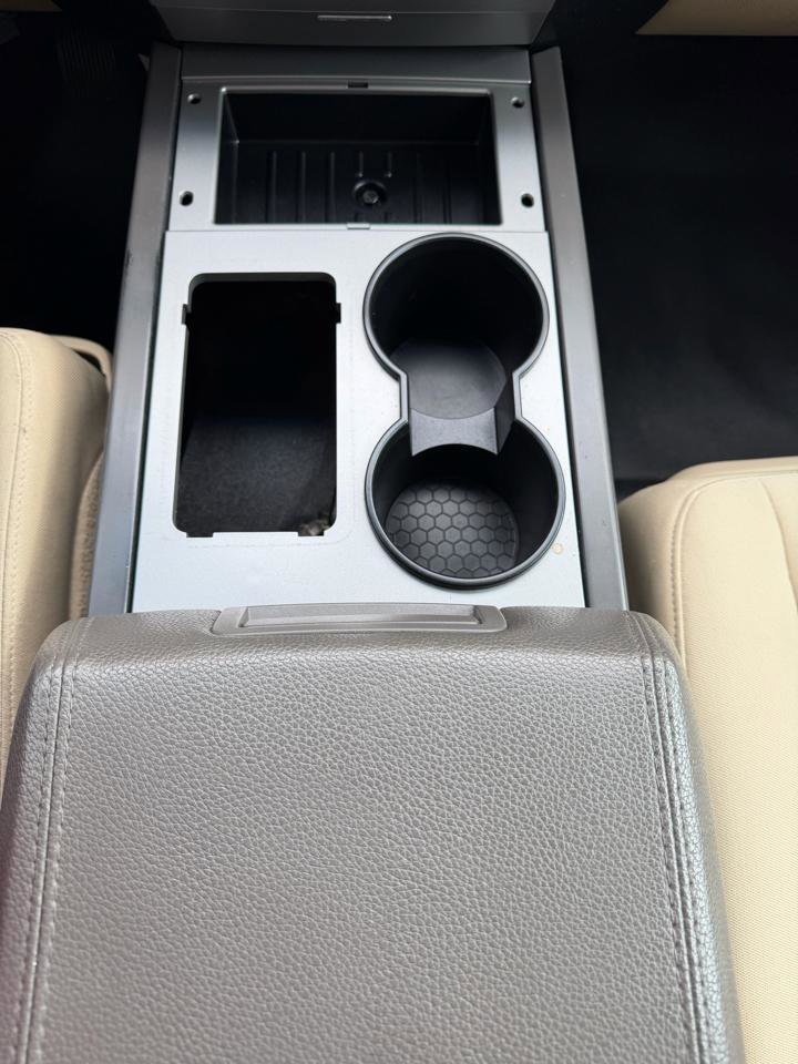 Used 2015 Ford Expedition XL AWD/4WD image 19