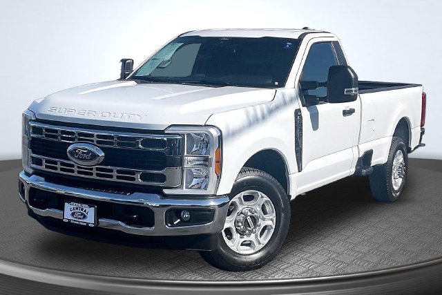 Used 2026 Ford F350 XLT RWD image 11