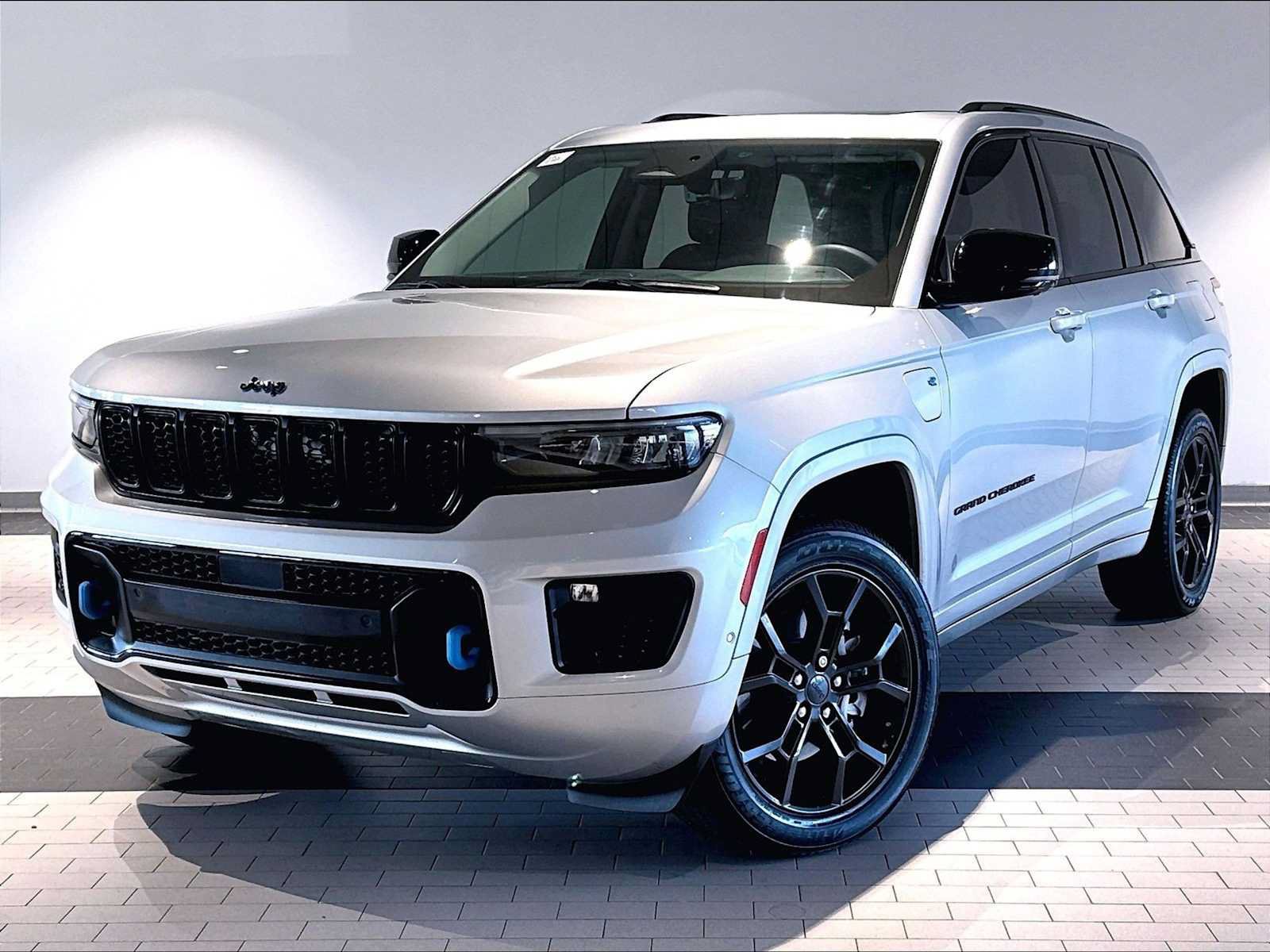 Used 2023 Jeep Grand Cherokee 30th Anniversary AWD/4WD video 1