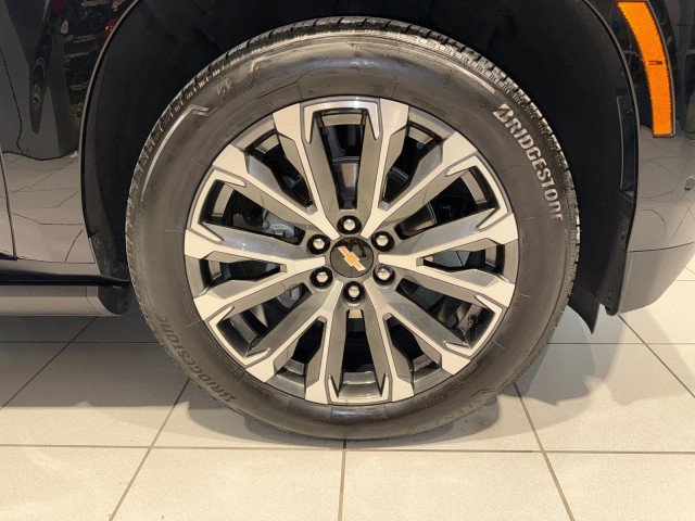 Used 2025 Chevrolet Tahoe High Country image 9