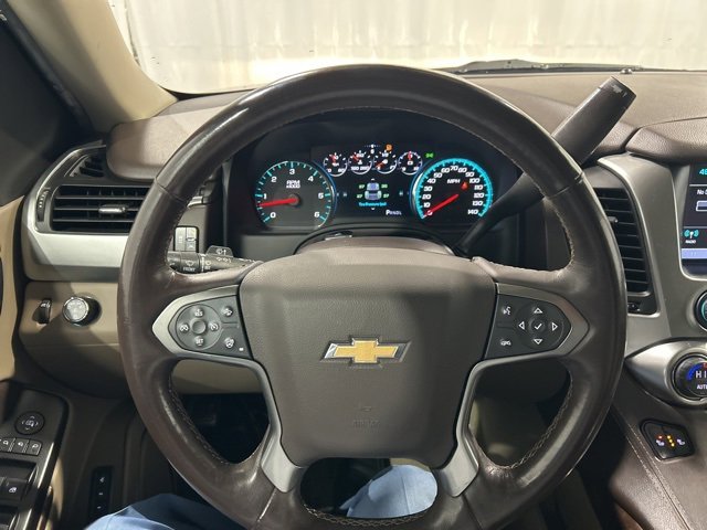 Used 2017 Chevrolet Suburban LT w/ LT Signature Package image 18