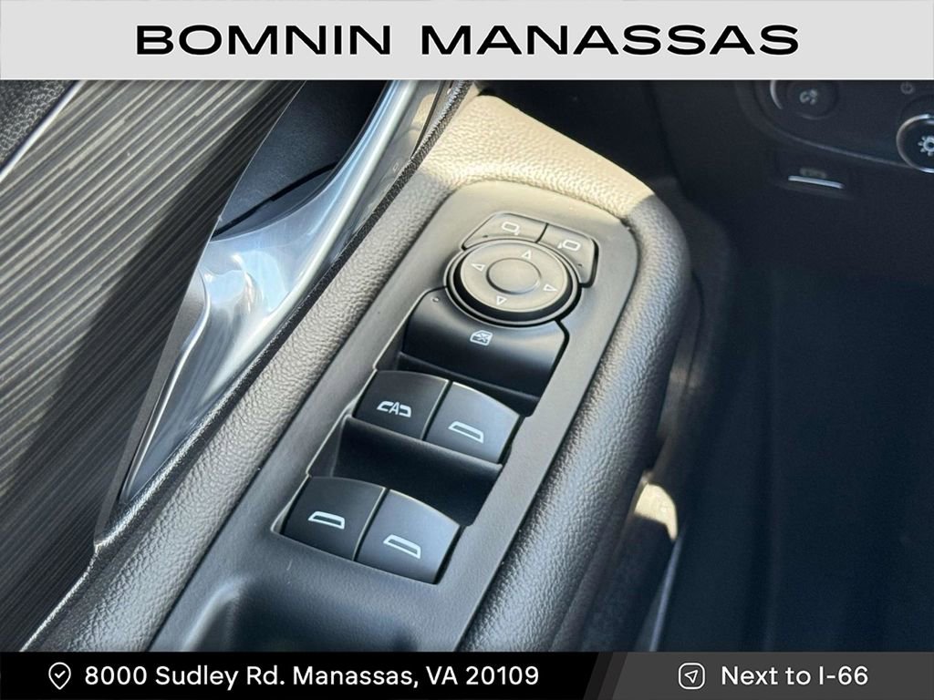 Used 2022 GMC Terrain SLE w/ LPO, Cargo Package image 22