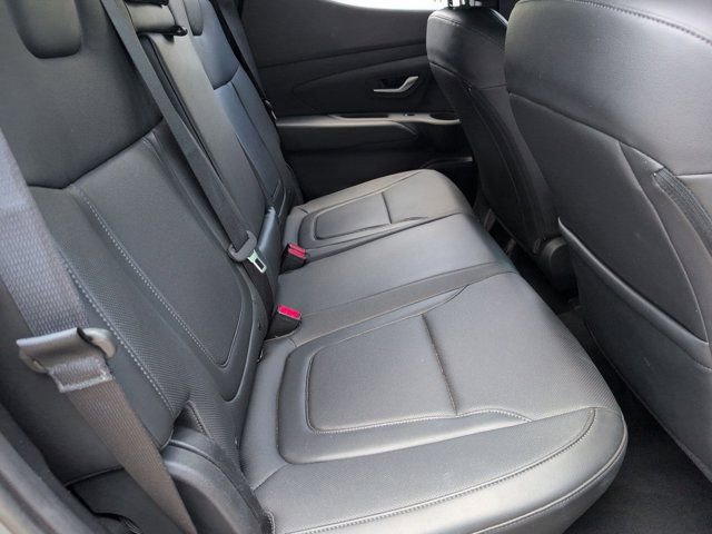 Used 2025 Hyundai Santa Cruz SEL FWD image 29