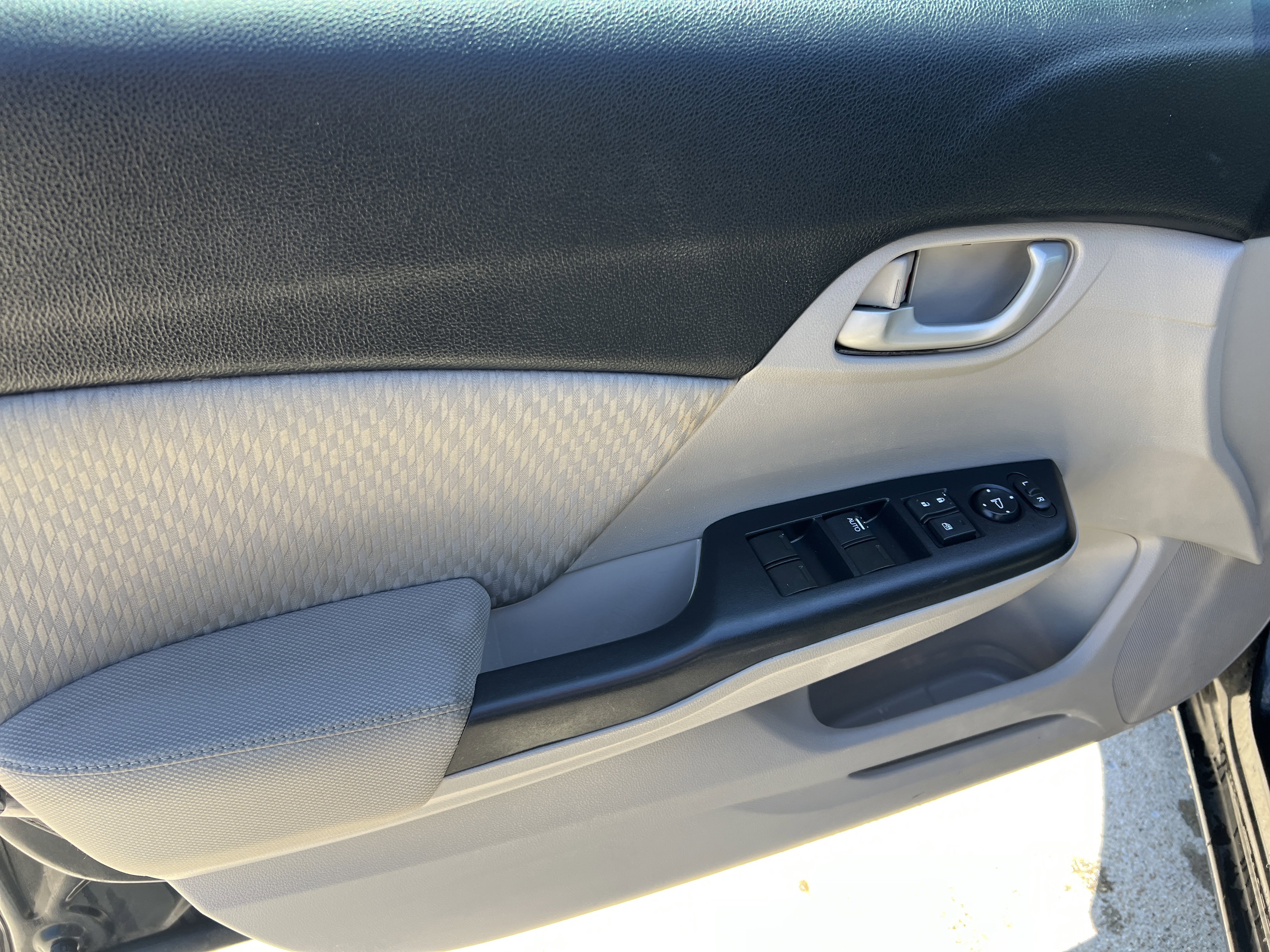 Used 2014 Honda Civic LX image 13