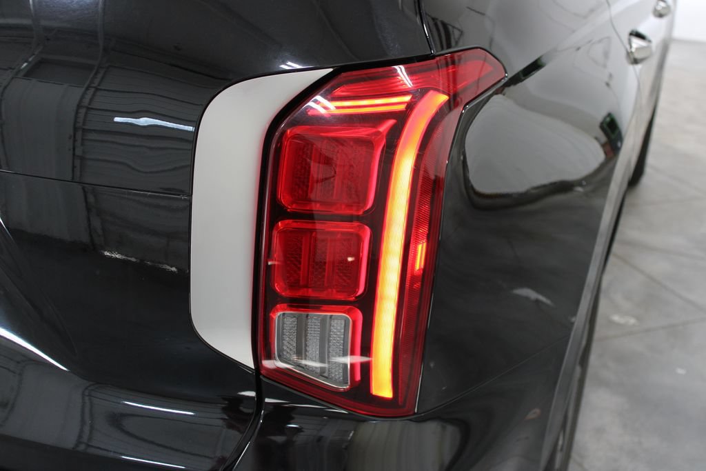 Used 2024 Hyundai Palisade SEL w/ Premium Package FWD image 19