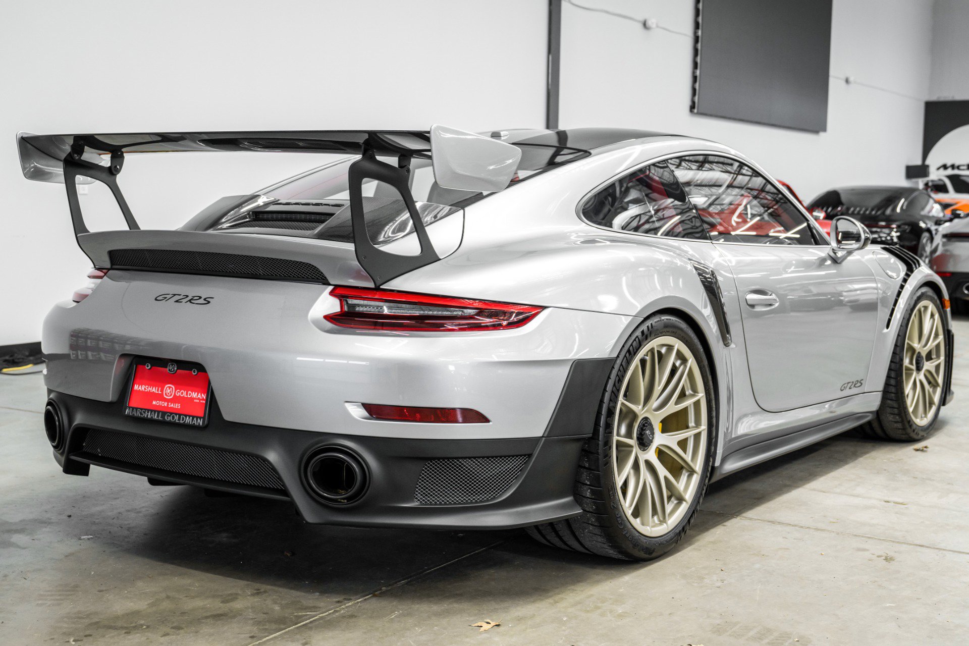 Used 2018 Porsche 911 GT2 RS w/ Weissach Package image 8