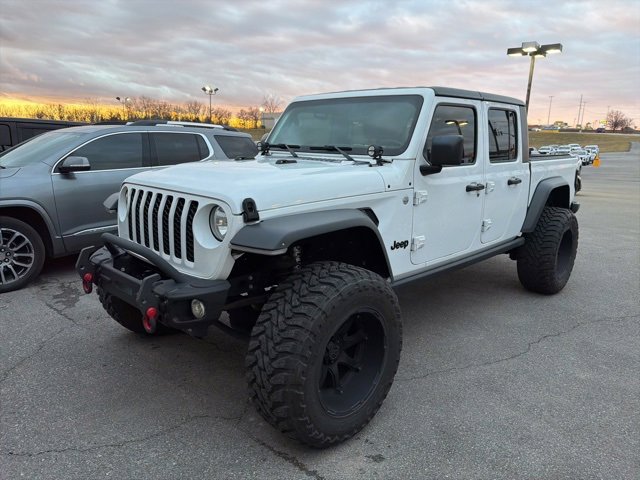 Used 2020 Jeep Gladiator Sport w/ Quick Order Package 24S image 2