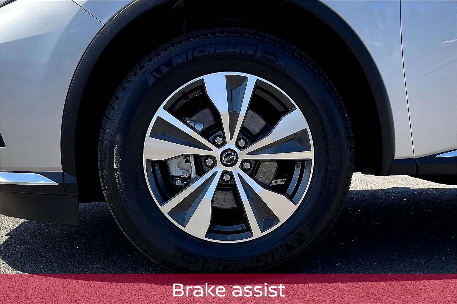 Used 2023 Nissan Murano SV image 10