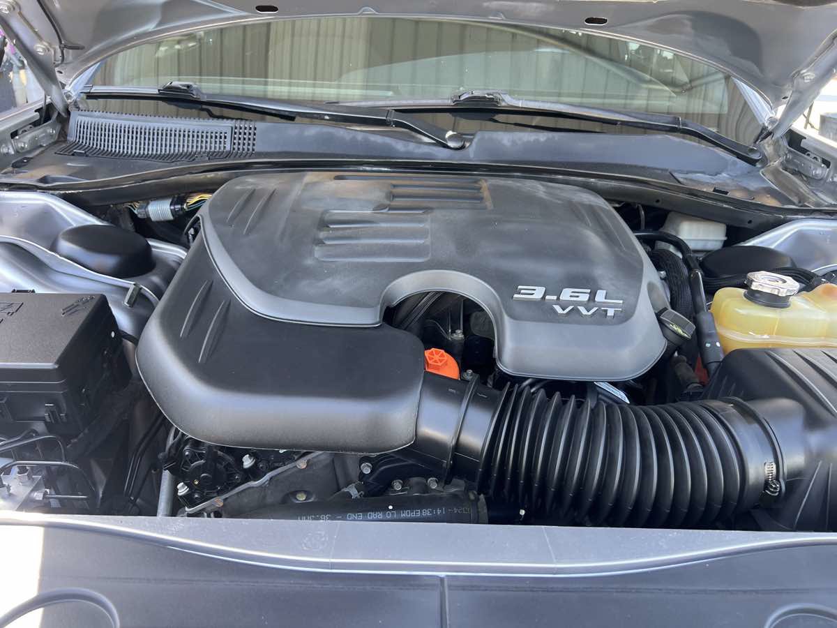 Used 2014 Dodge Charger SE w/ Connectivity Group RWD image 20