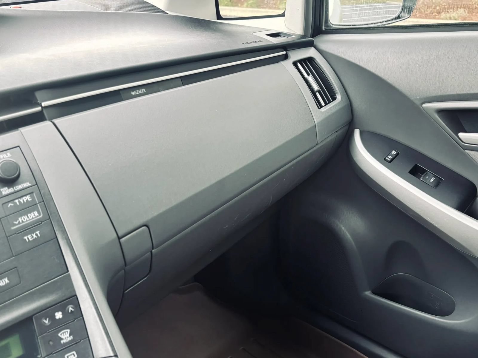 Used 2010 Toyota Prius Two FWD image 33