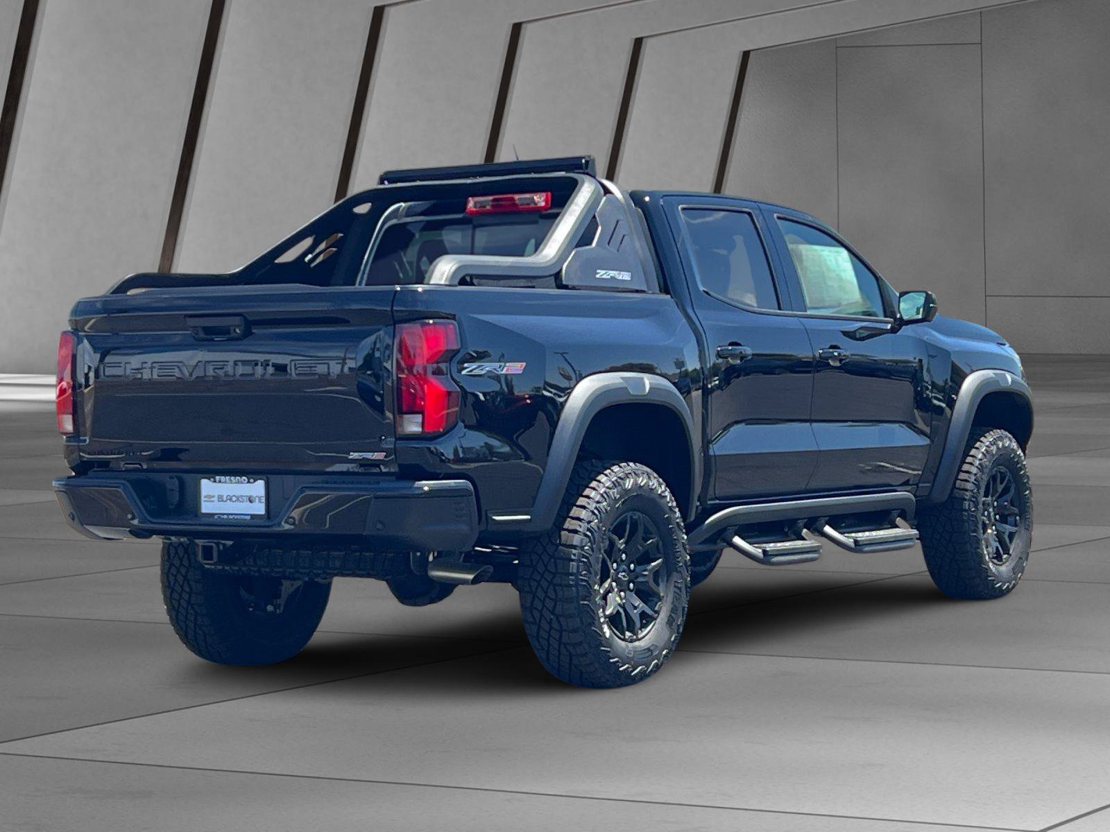 New 2026 Chevrolet Colorado ZR2 w/ Midnight Edition AWD/4WD image 4