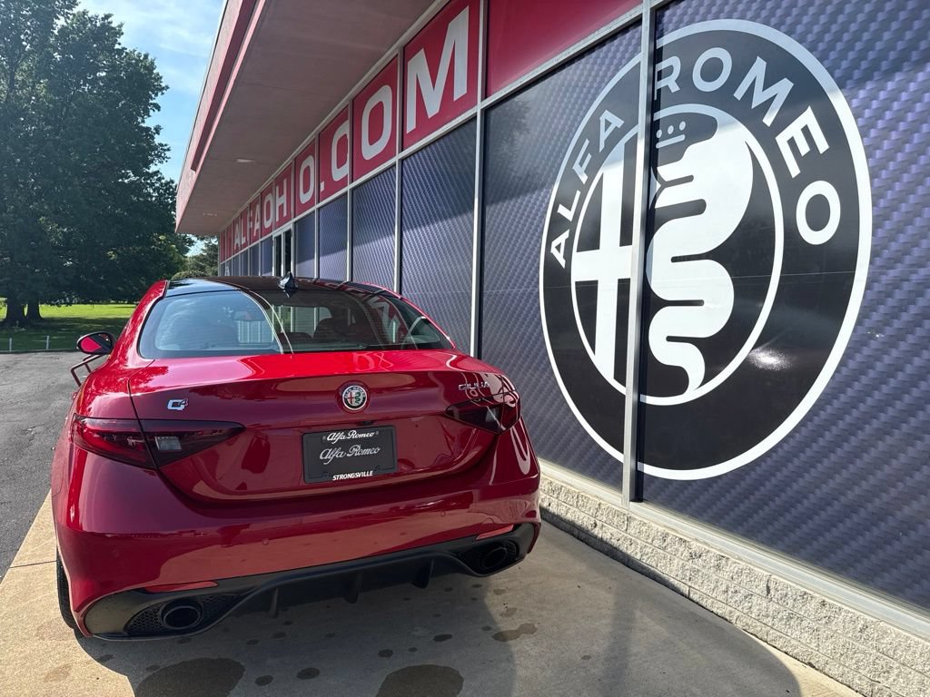 Used 2021 Alfa Romeo Giulia Ti Sport AWD/4WD image 12