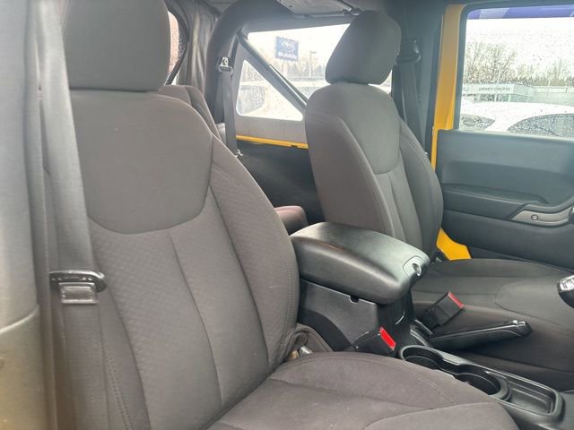 Used 2015 Jeep Wrangler Sport w/ Connectivity Group image 13