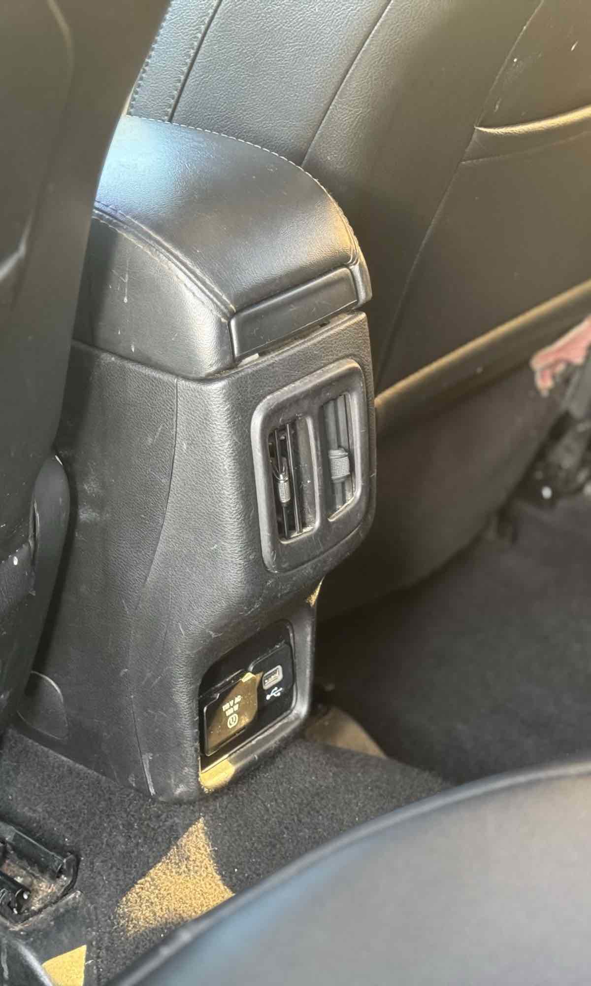 Used 2019 Jeep Compass Limited AWD/4WD image 25