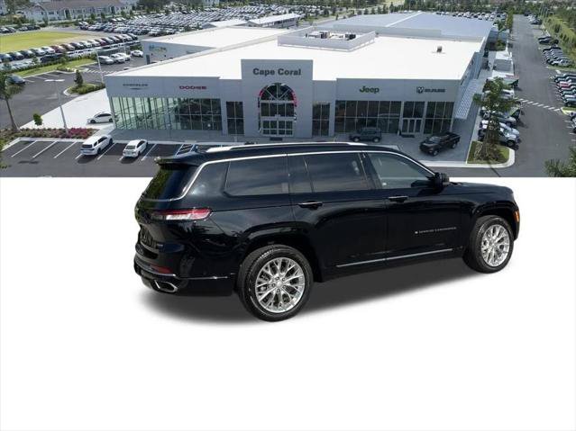 Certified 2021 Jeep Grand Cherokee L Summit w/ Advanced Protech Group IV AWD/4WD image 17