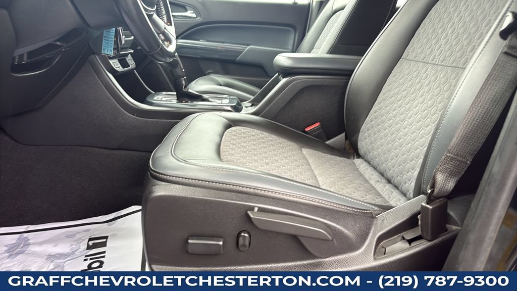 Used 2019 Chevrolet Colorado Z71 w/ Z71 Midnight Edition AWD/4WD image 25