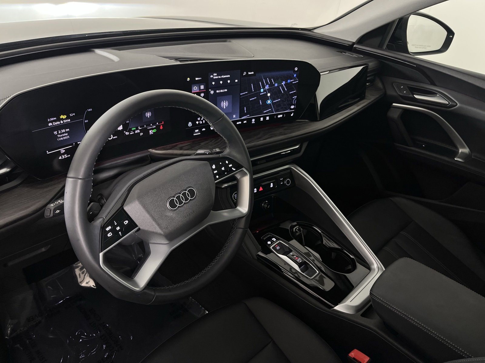 Certified 2025 Audi Q5 2.0T Premium w/ Convenience Package image 14