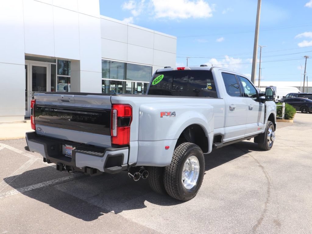 New 2027 Ford F350 Platinum w/ FX4 Off-Road Package AWD/4WD image 15