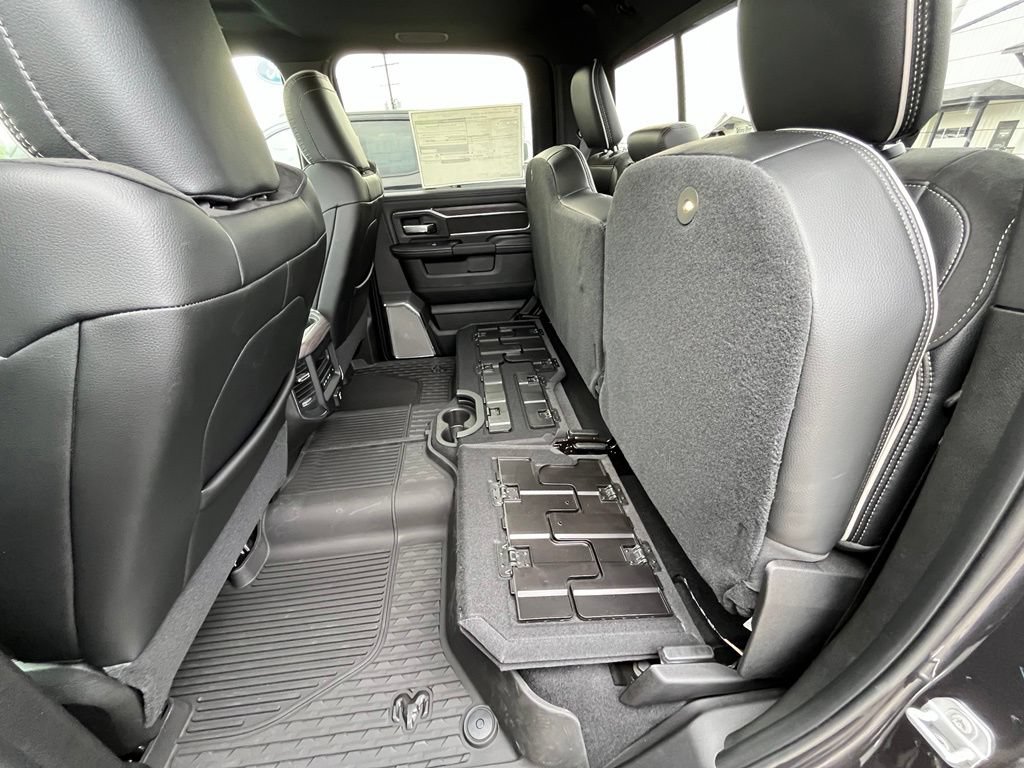New 2026 RAM 3500 Laramie AWD/4WD image 16