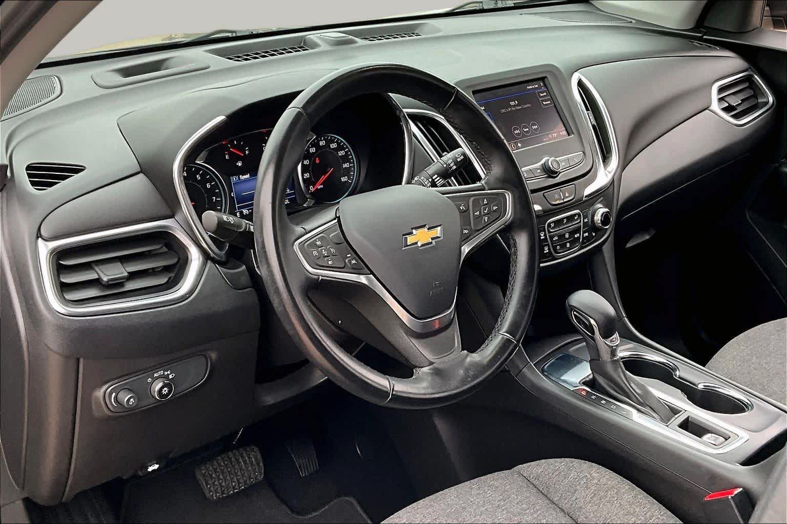 Used 2023 Chevrolet Equinox LT FWD image 16