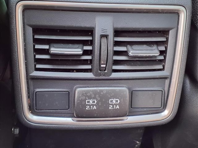 Used 2023 Subaru Forester Premium image 8
