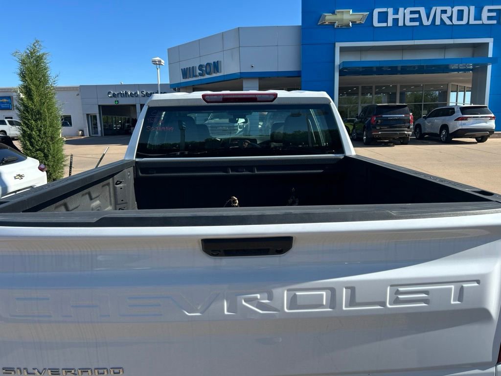 Used 2025 Chevrolet Silverado 1500 W/T w/ Trailering Package AWD/4WD image 8