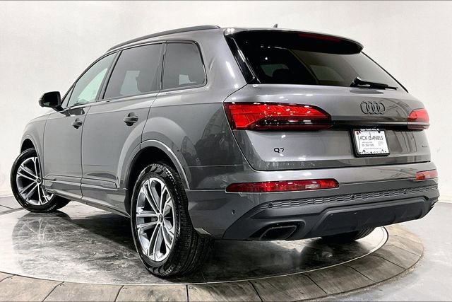 Certified 2025 Audi Q7 2.0T Premium w/ Convenience Plus Package image 11