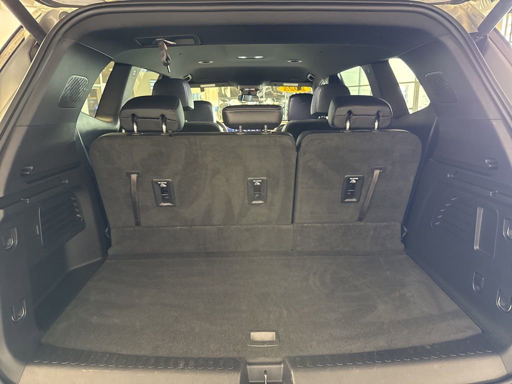 Used 2025 Buick Enclave Preferred AWD/4WD image 29