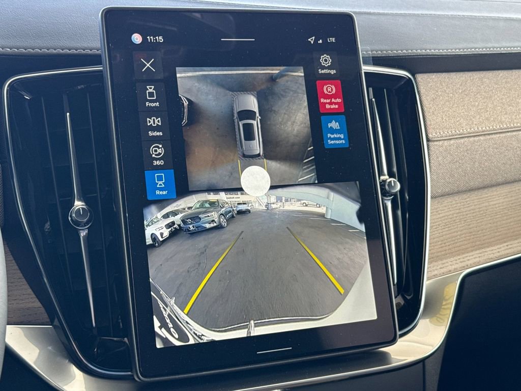 New 2026 Volvo XC90 T8 Ultra w/ Lounge Package image 20