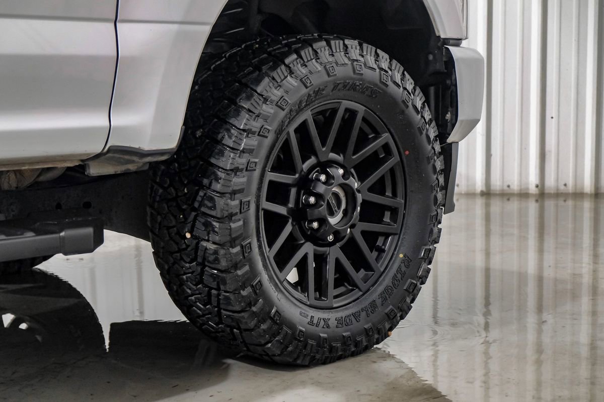 Used 2022 Ford F250 XLT w/ Black Appearance Package AWD/4WD image 59