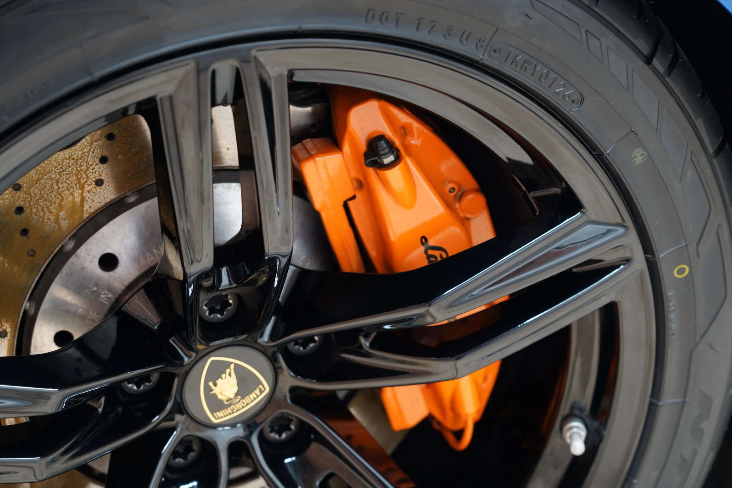 Used 2020 Lamborghini Huracan EVO image 75