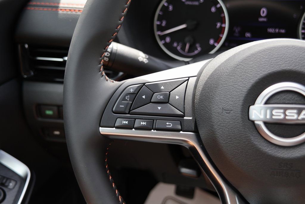 New 2025 Nissan Sentra SR image 10