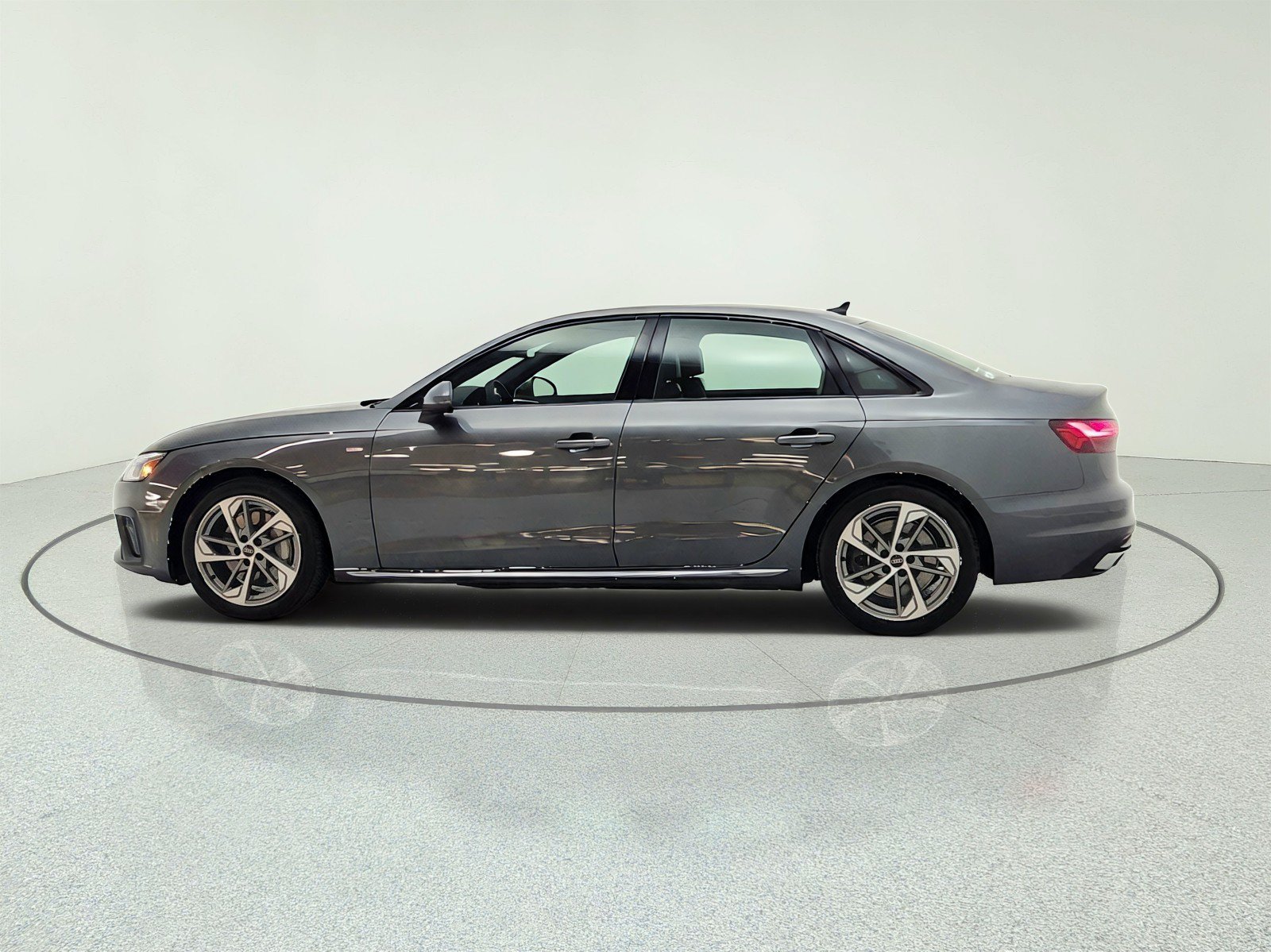 Used 2025 Audi A4 2.0T Premium w/ Convenience Package AWD/4WD image 8