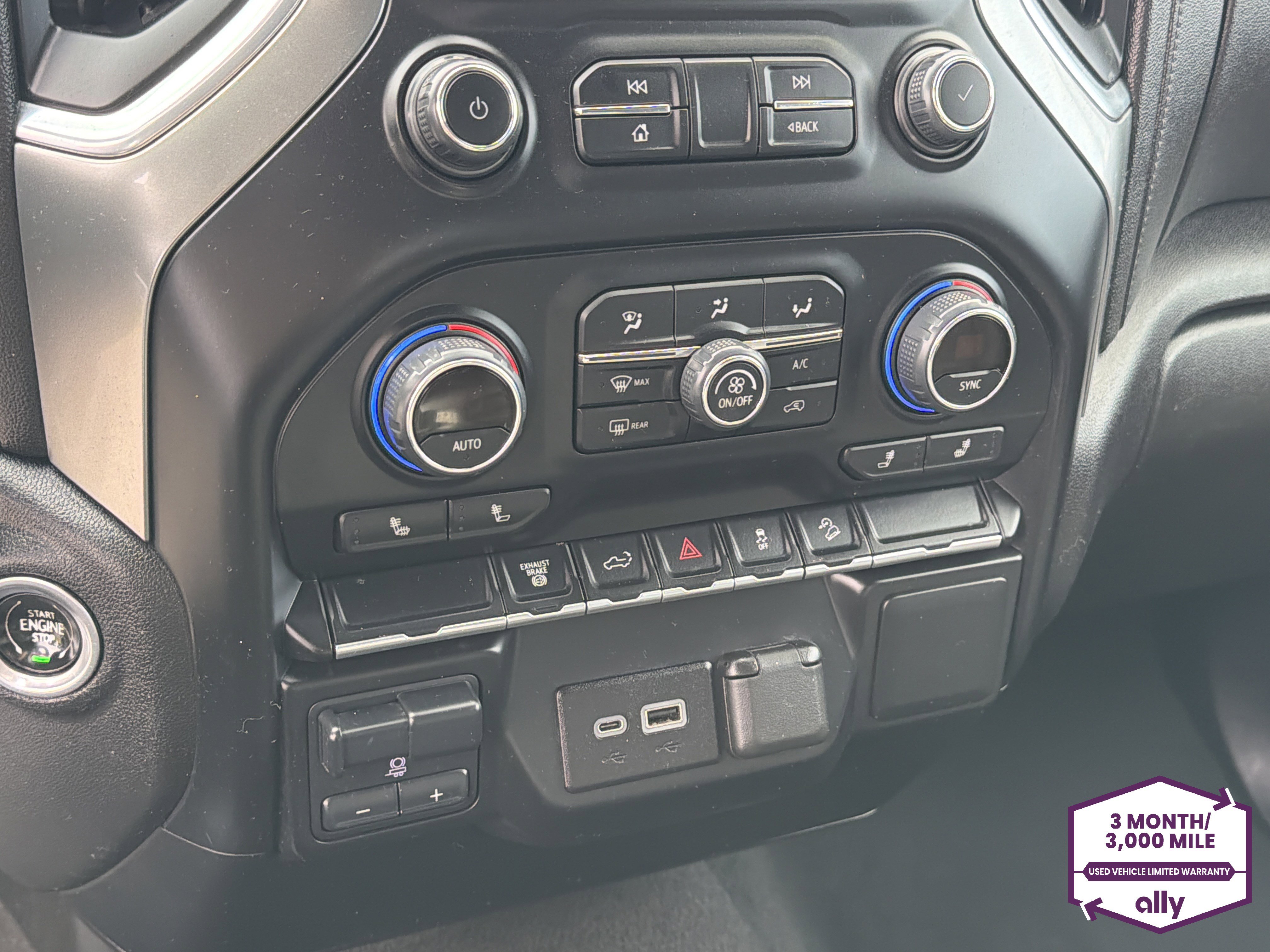 Used 2022 Chevrolet Silverado 2500 LT w/ Convenience Package AWD/4WD image 23