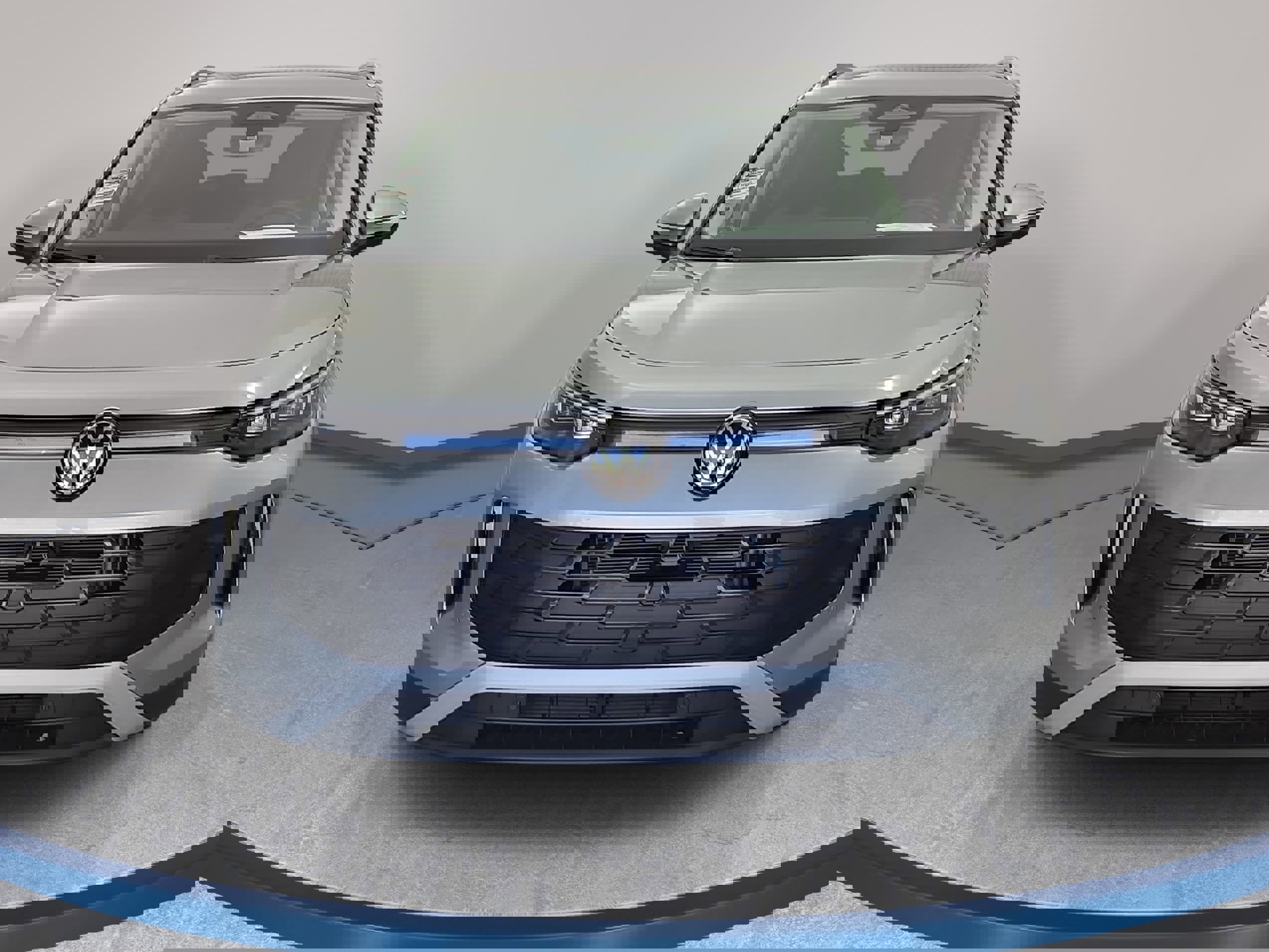 Certified 2025 Volkswagen Tiguan S FWD image 2