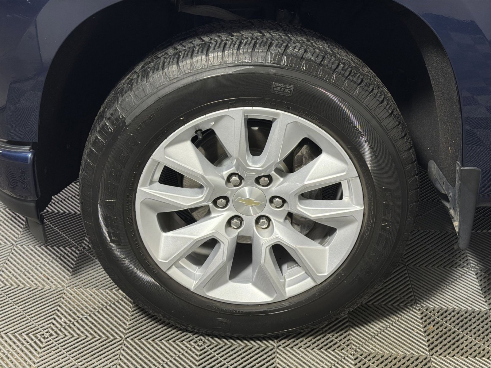 Used 2022 Chevrolet Silverado 1500 Custom image 12