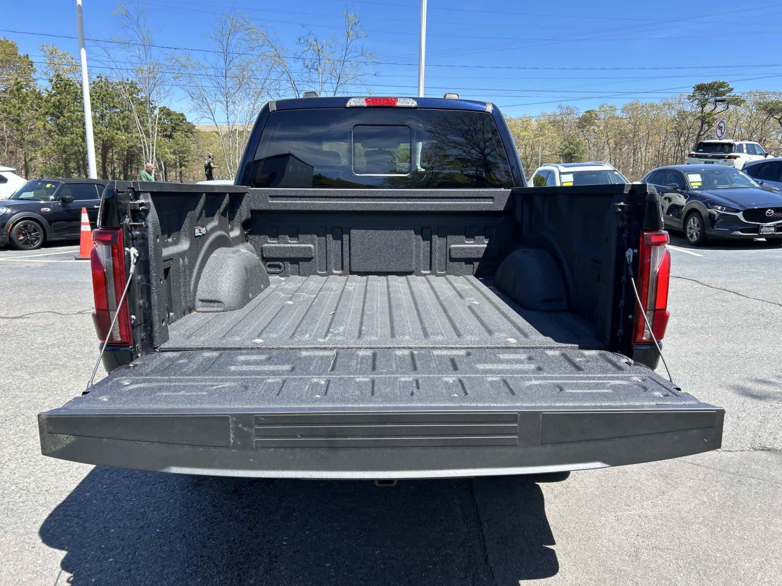 Used 2025 Ford F150 Lariat AWD/4WD image 5