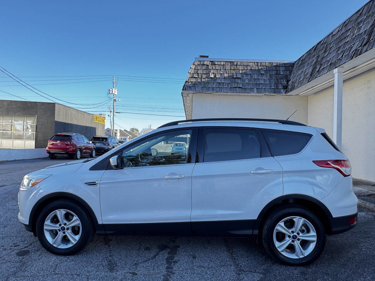 Used 2016 Ford Escape SE w/ SE Leather Comfort Package image 5