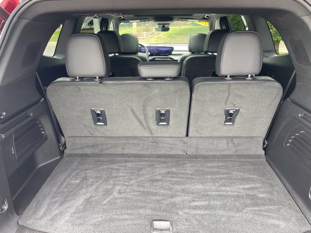 Used 2025 Buick Enclave Avenir w/ Super Cruise Package FWD image 45