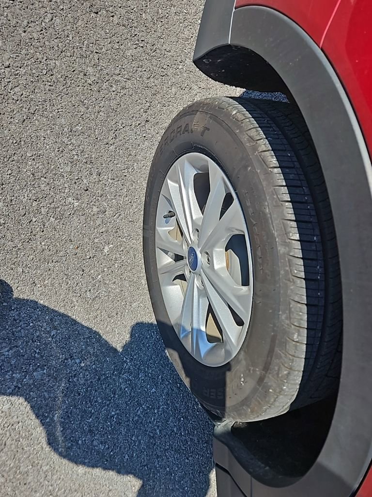 Used 2019 Ford Escape SEL image 11