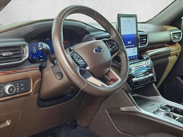 Certified 2022 Ford Explorer King Ranch w/ Premium Technology Package image 10