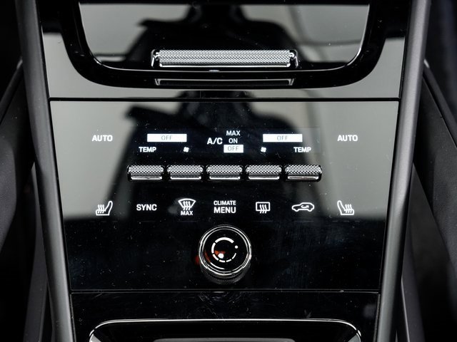 Certified 2025 Porsche Cayenne GTS image 21